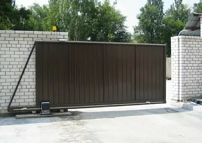 Откатные ворота с электроприводом